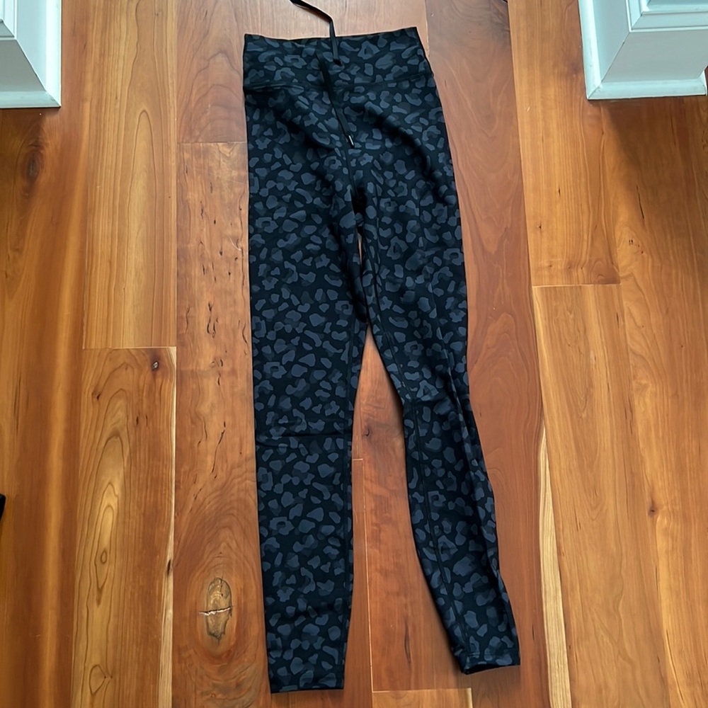 White fox boutique leggings